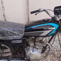 موتور سیکلت خشک در حد