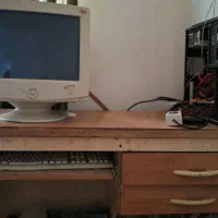 میز کامپیوتر