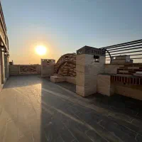 240مترپنت هاوس نوساز4خواب+100مترحیاط