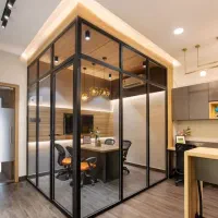 نصب و اجرای شیشه و رولاپ( قیمت کارخانه)