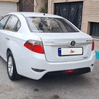 برلیانس H330 مدل آخر۱۳۹۶ بیرنگ و کم کارکرد درحدصفر|خودرو سواری و وانت|تهران, گلستان (شهرک راه آهن)|دیوار