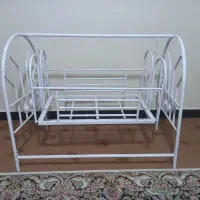 گهواره فلزی