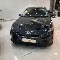 تویوتا کمری هیبرید پرمیوم