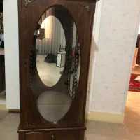 ویترین کنار مبلی