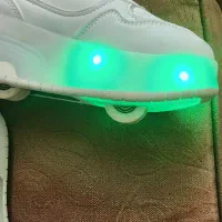 کفش اسکیت دار|دوچرخه، اسکیت، اسکوتر|زاهدان, |دیوار