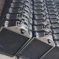 رادیاتور نیسان دیزلی وبنزینی مینی بوس کامیونت خاور|قطعات یدکی و لوازم جانبی|رباط‌کریم, رباط‌کریم|دیوار