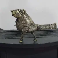 یک عددپیسوز قدیمی کهنه باخط کوفی