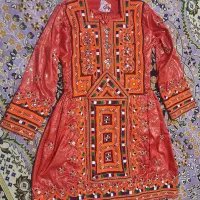 لباس خوشرنگ قرمز|لباس|پیپ, |دیوار