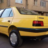 تاکسی دربستی