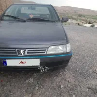 خودرو روا خاکستری