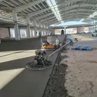 بتن ریزی کف با ماله پروانه و کانر