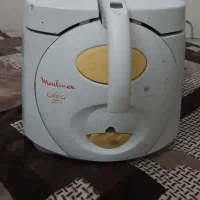 سرخ کن و ابمیوه گیری .و یه سری ظروف نو