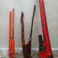 ۳ عدد آچار شلاقی و انبری