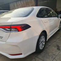 تویوتا کرولا ۱۸۰۰ هیبرید پایونیر