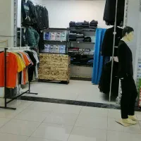 ۲عدد قفسه لباس با میز