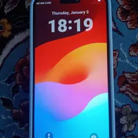 اپل iPhone 15 Pro Max با حافظهٔ ۵۱۲ گیگابایت