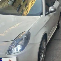 آلفا جولیتا ۲۰۱۴ بی رنگ