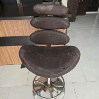 اینه و کنسول و صندلی|آرایشگاه و سالن‌های زیبایی|اصفهان, سنبلستان|دیوار