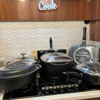 قابلمه چدن وتفلون