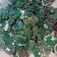 خریدار بردگوشی برد سبز گوشیهای فرسوده