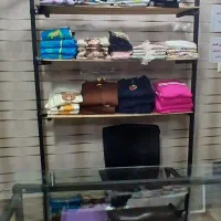 میزپیشخوان و ویترین رگال