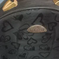 یک عدد کیف بفروش میرسد
