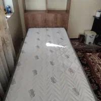 تخت یکنفره همراه با تشک