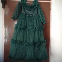 لباس مجلسی|لباس|مهاجران, |دیوار