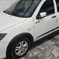 کوییک دنده‌ای R، مدل ۱۴۰۰