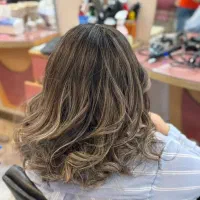 رنگ و لایت /رنگ مو|خدمات آرایشگری و زیبایی|کرج, شاهین‌ویلا|دیوار