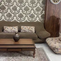 مبل راحتی نیم ست با میز جلو مبلی