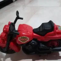 اسباب بازی|اسباب‌‌بازی|رباط‌کریم, رباط‌کریم|دیوار