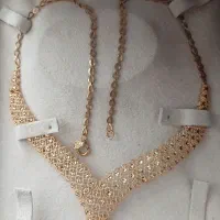 گردنبند طلا کامل تراش فقط 2درصد بالا تابلو