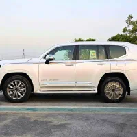 اسباب بازی لندکروز 2025