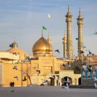 منزل ویلایی همکف بدون پله با موقعیت تجاری