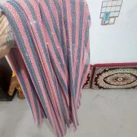 دو قواره پارچه لباس کردی|لباس|قروه, |دیوار