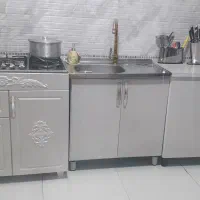 کابینت و اجاق گاز و سینک