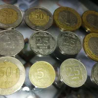 تعدادی پول قدیمی