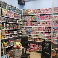 فروشنده اسباب بازی / ۱۷ شهریور / خانم