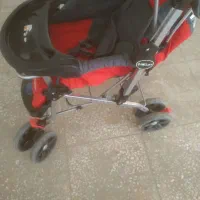 کالسکه و لوازم دیگه نوزاد