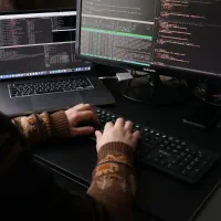 برنامه نویسی نرم افزار های  اختصاصی تحت وب