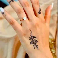 طراحی حنا دست و پا(آف)|خدمات آرایشگری و زیبایی|پرند, فاز ۵|دیوار