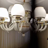 فقط حباب لوستر رنگ سفید