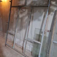 ۲ عدد پنجره دست دوم تمیز