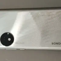 گوشی آنر 70 رم 8 حافظه 256گیگ در حد نو