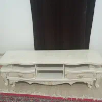 زیر تلوزیون