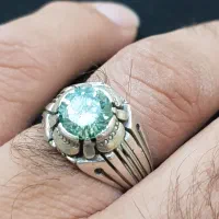 انگشتر های نقره و ستاره پران