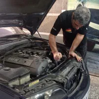 خدمات و تعمیرات BMW اتاق ( e30 e36 e46 e60 e90 )
