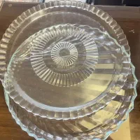 تعدادی ظروف بلور و پرده|پرده، رانر، رومیزی|قشم, |دیوار