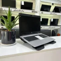 یک عدد لپتاپ